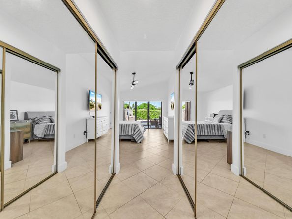 10255 Sunset Bend Drive, Boca Raton FL 33428