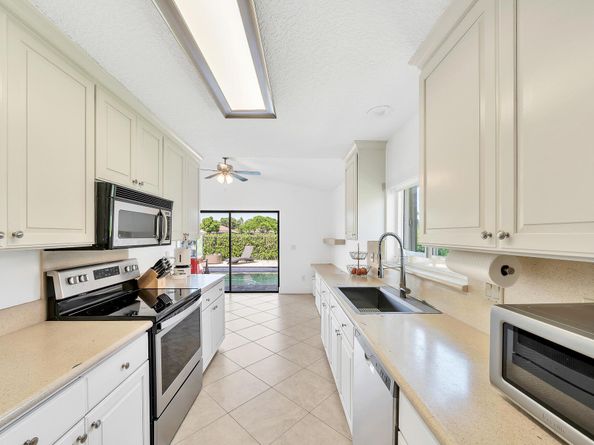 10255 Sunset Bend Drive, Boca Raton FL 33428