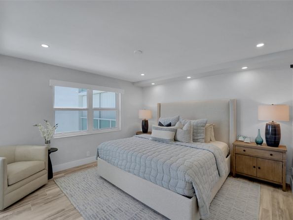1057 Hillsboro Mile 612, Hillsboro Beach FL 33062