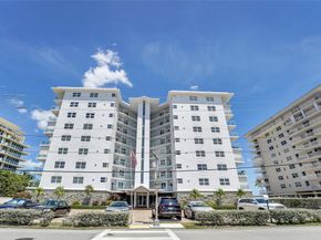 1057 Hillsboro Mile 612, Hillsboro Beach FL 33062