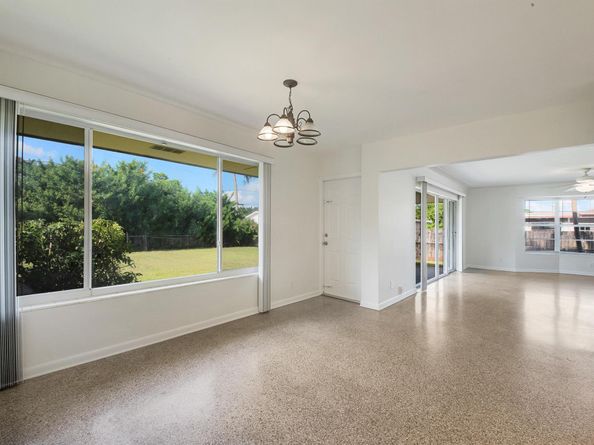 2022 Collier Avenue, Lake Worth FL 33461