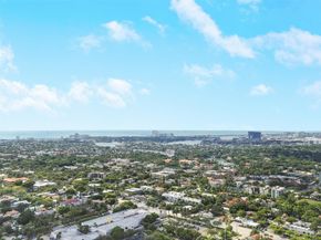 320 NE 7th Ave, Fort Lauderdale FL 33301