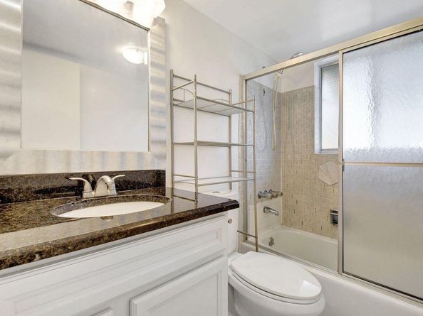 2304 Lake Osborne Drive 10, Lake Worth Beach FL 33461