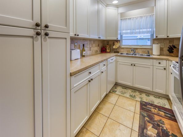 211 Bayview Avenue A, Boynton Beach FL 33435