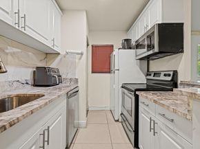 610 Trace Circle 206, Deerfield Beach FL 33441