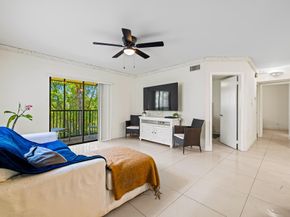 610 Trace Circle 206, Deerfield Beach FL 33441