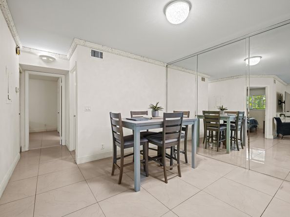 610 Trace Circle 206, Deerfield Beach FL 33441