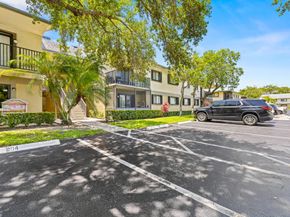 610 Trace Circle 206, Deerfield Beach FL 33441