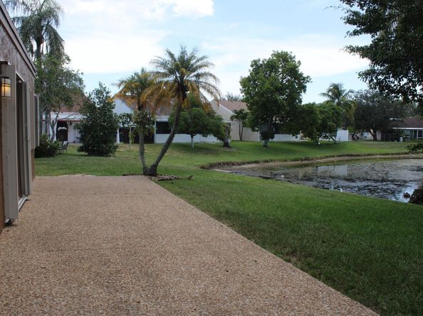 8620 SW 12 Street, Pembroke Pines FL 33025