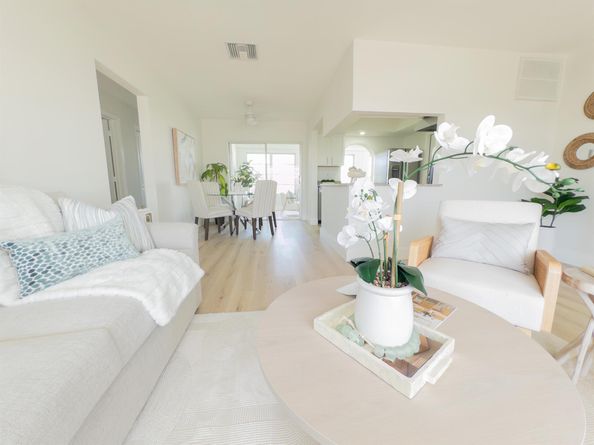 1004 SW 3rd Avenue, Boynton Beach FL 33426