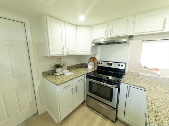 1004 SW 3rd Avenue, Boynton Beach FL 33426