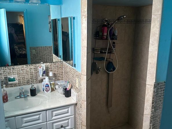 4520 NW 16th St, Lauderhill FL 33313