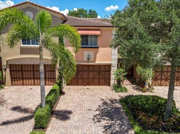 2041 Foxtail View Court