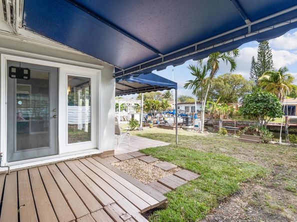 2100 SW 23rd Terrace, Fort Lauderdale FL 33312