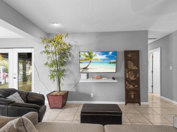 2100 SW 23rd Terrace, Fort Lauderdale FL 33312