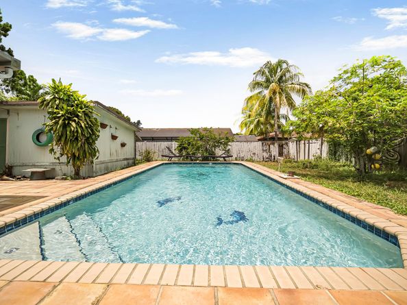 19657 Carolina Circle, Boca Raton FL 33434