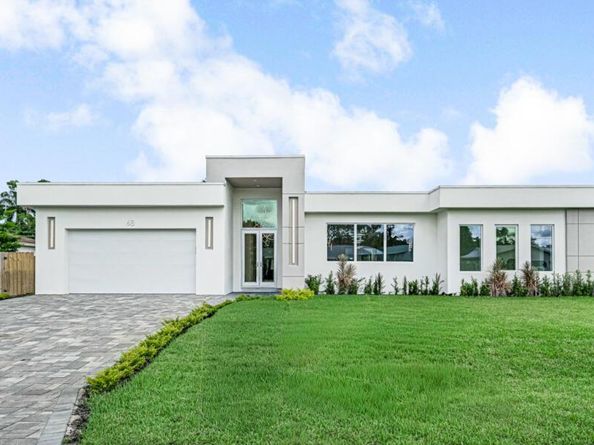 68 W Plumosa Lane, Lake Worth FL 33467