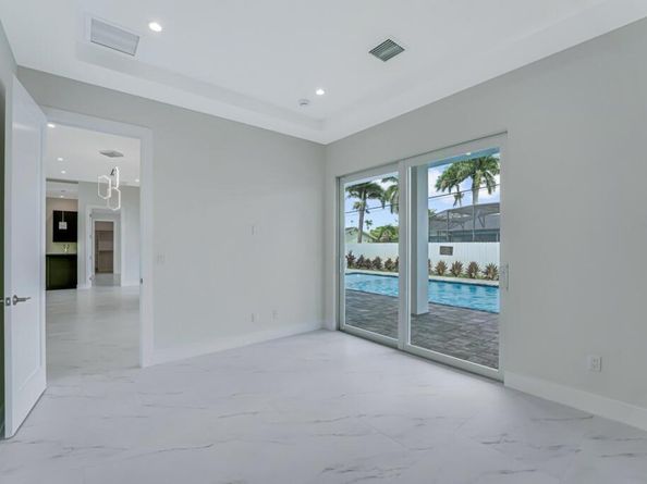 68 W Plumosa Lane, Lake Worth FL 33467