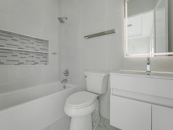 68 W Plumosa Lane, Lake Worth FL 33467