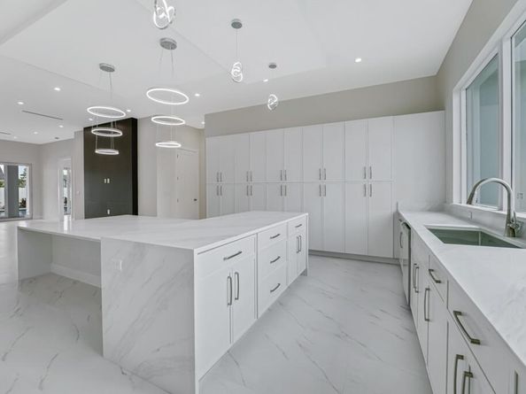 68 W Plumosa Lane, Lake Worth FL 33467