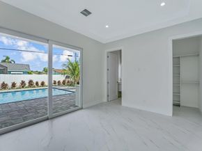 68 W Plumosa Lane, Lake Worth FL 33467