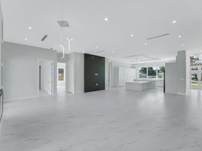 68 W Plumosa Lane, Lake Worth FL 33467