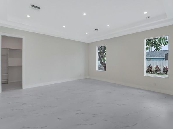 68 W Plumosa Lane, Lake Worth FL 33467