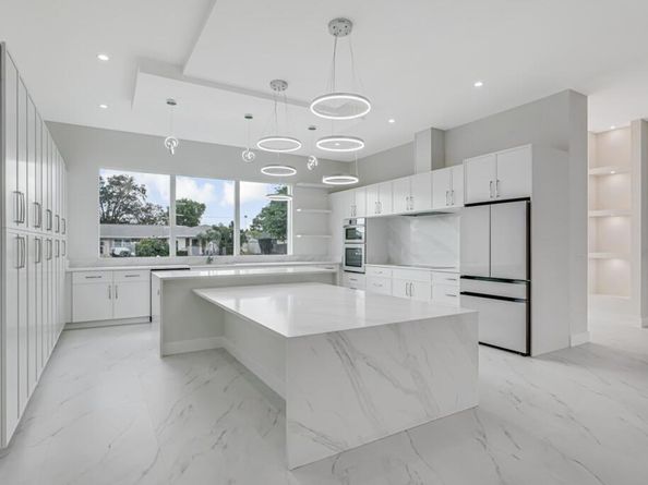 68 W Plumosa Lane, Lake Worth FL 33467