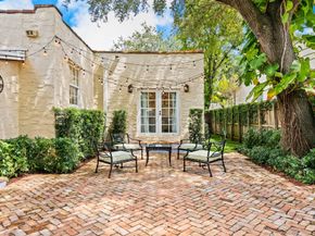 720 SE 7th Street, Fort Lauderdale FL 33301