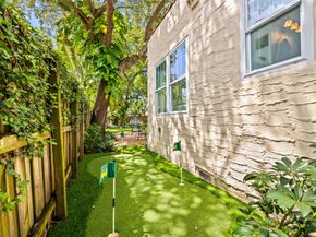 720 SE 7th Street, Fort Lauderdale FL 33301