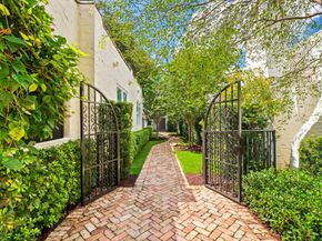 720 SE 7th Street, Fort Lauderdale FL 33301