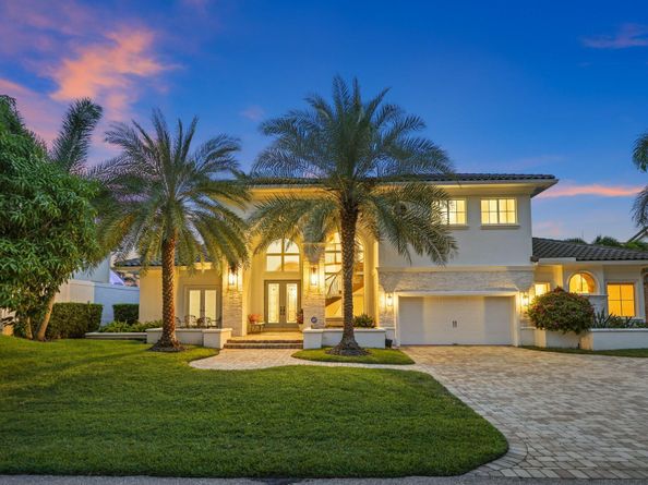 917 Iris Drive, Delray Beach FL 33483