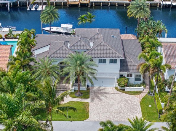 917 Iris Drive, Delray Beach FL 33483
