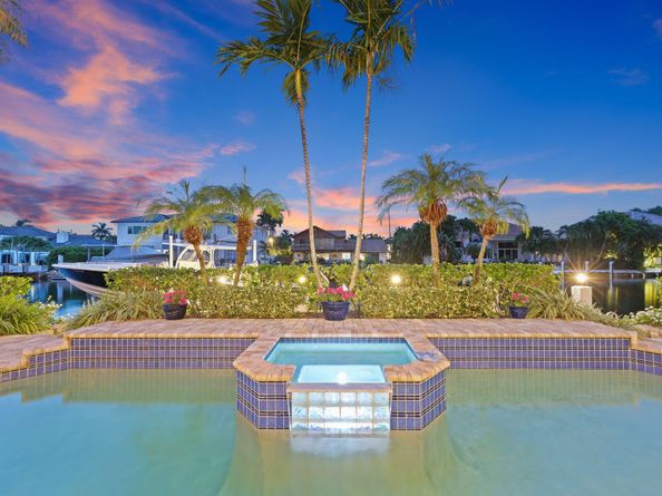 917 Iris Drive, Delray Beach FL 33483
