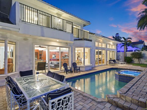 917 Iris Drive, Delray Beach FL 33483
