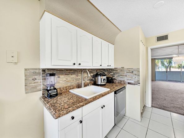 3286 Arcara Way 213, Lake Worth FL 33467
