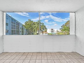 3286 Arcara Way 213, Lake Worth FL 33467