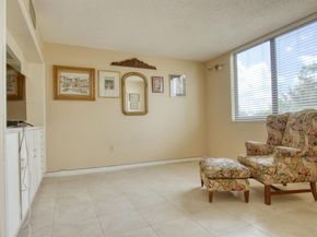 4260 Deste Court 102, Lake Worth FL 33467