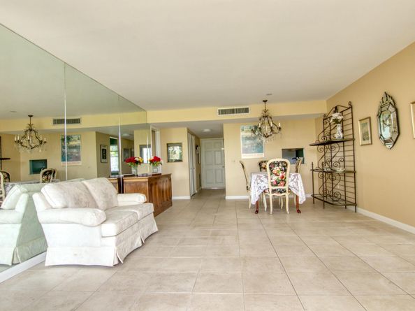 4260 Deste Court 102, Lake Worth FL 33467