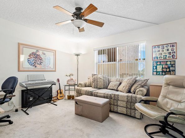 9681 Sunrise Lakes Blvd 201, Sunrise FL 33322