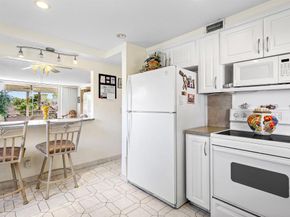 9681 Sunrise Lakes Blvd 201, Sunrise FL 33322