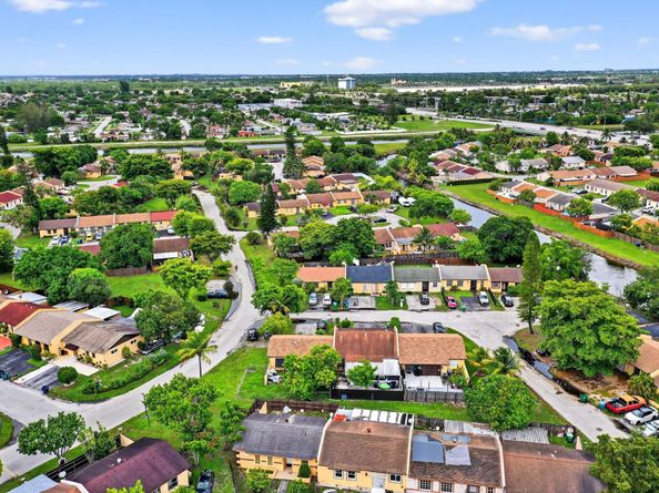 20304 NW 28th Ct 2, Miami Gardens FL 33056