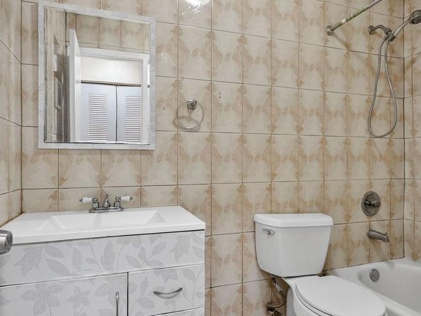 20304 NW 28th Ct 2, Miami Gardens FL 33056