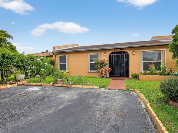 20304 NW 28th Ct 2, Miami Gardens FL 33056