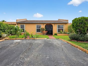 20304 NW 28th Ct