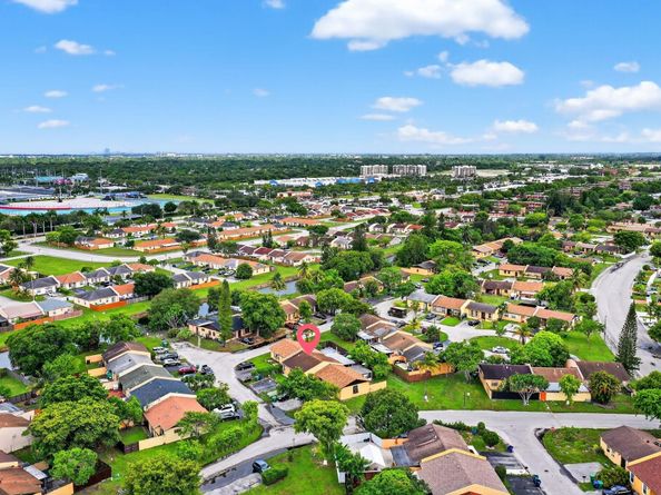 20304 NW 28th Ct 2, Miami Gardens FL 33056