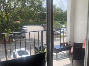 1800 N Andrews Ave 2F, Fort Lauderdale FL 33311