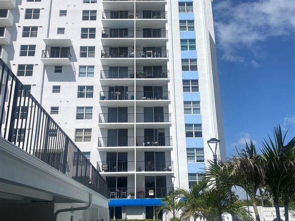 1800 N Andrews Ave 2F, Fort Lauderdale FL 33311