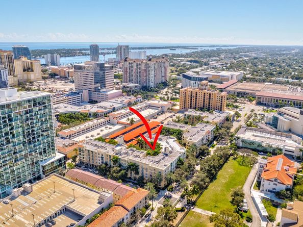 720 S Sapodilla Avenue 412, West Palm Beach FL 33401