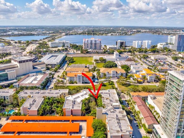 720 S Sapodilla Avenue 412, West Palm Beach FL 33401